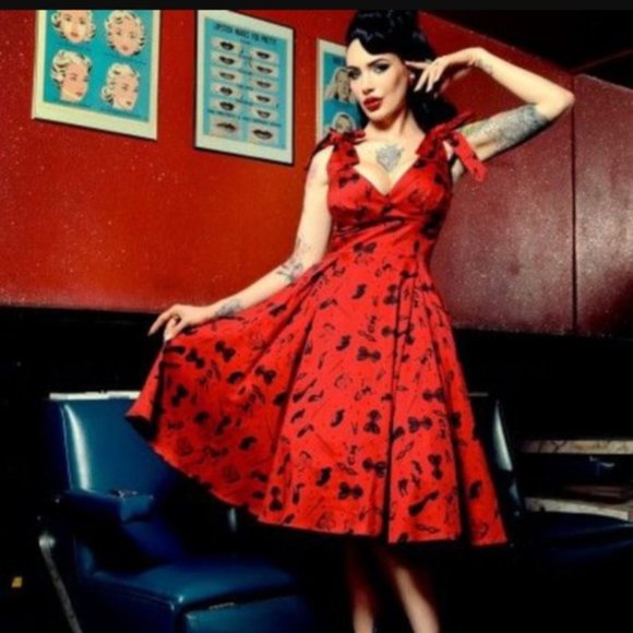 ISO:Deadly Dames Fetish Dress/Skirt Pinup Couture - Picture 2 of 4